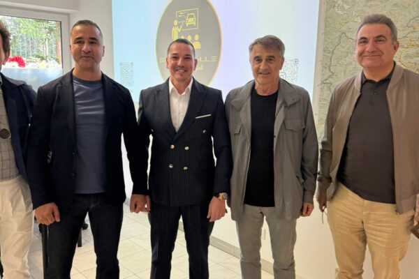 original-45E681A1-3510-4E14-9646-492D5C878202 original-45E681A1-3510-4E14-9646-492D5C878202