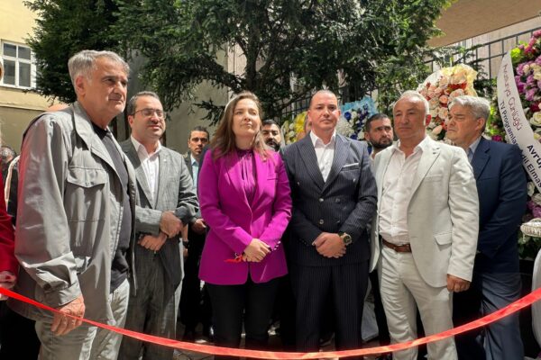 original-58F437BA-2CCE-47BC-9CA7-E32F84DC8B0E original-58F437BA-2CCE-47BC-9CA7-E32F84DC8B0E